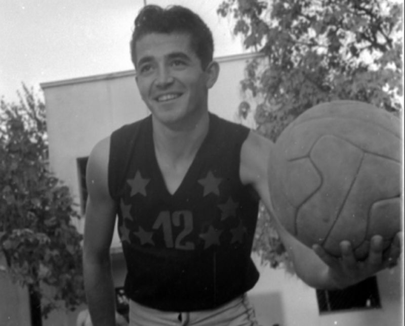 Преминуо легендарни кошаркаш Срђан Калембер 